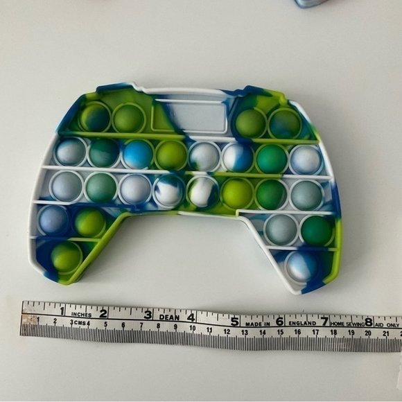 Game Controller Push Pop Fidget Toy Set of 2 - Picture 5 of 7